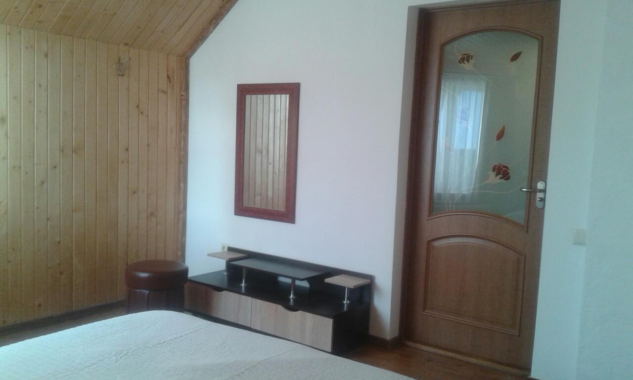 Cottage Palitra Yablunytsia Buitenkant foto